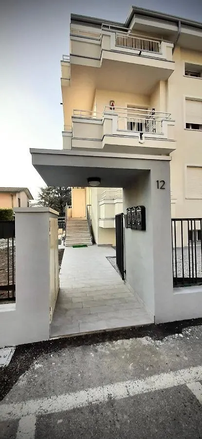 Gardenia Apartments Desenzano del Garda Italy