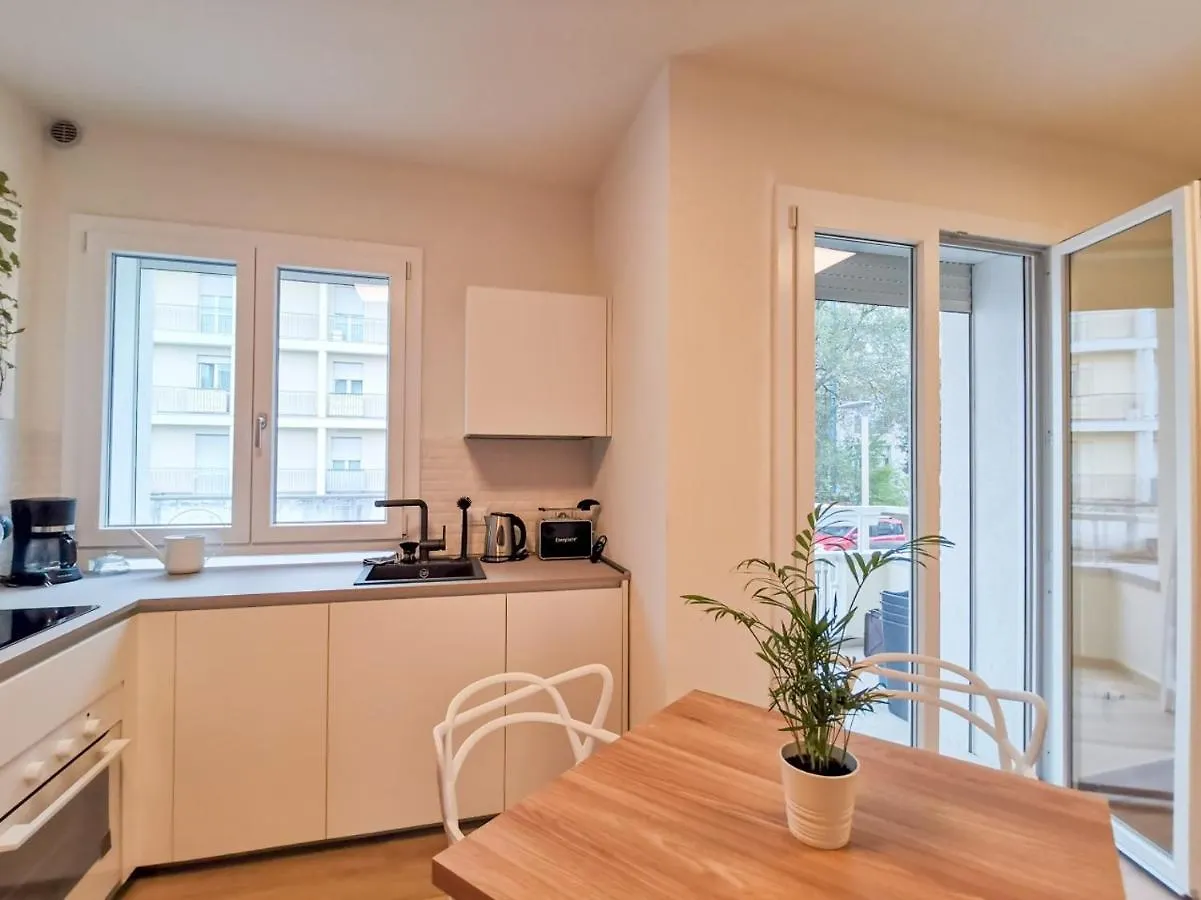 Gardenia Apartments Desenzano del Garda